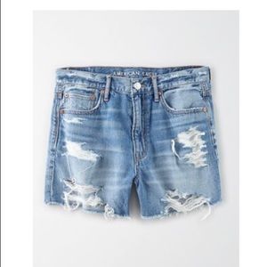 American Eagle Denim 90’s Boyfriend Short